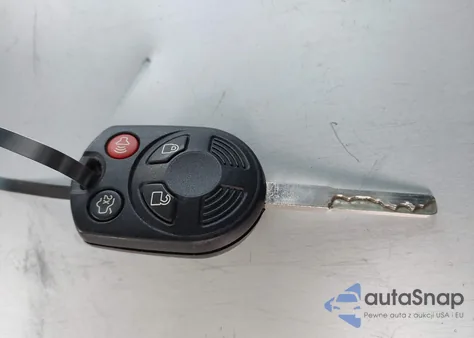 2014 Ford Focus Se z USA, uszkodzony, nr VIN 1FADP3K24EL143140